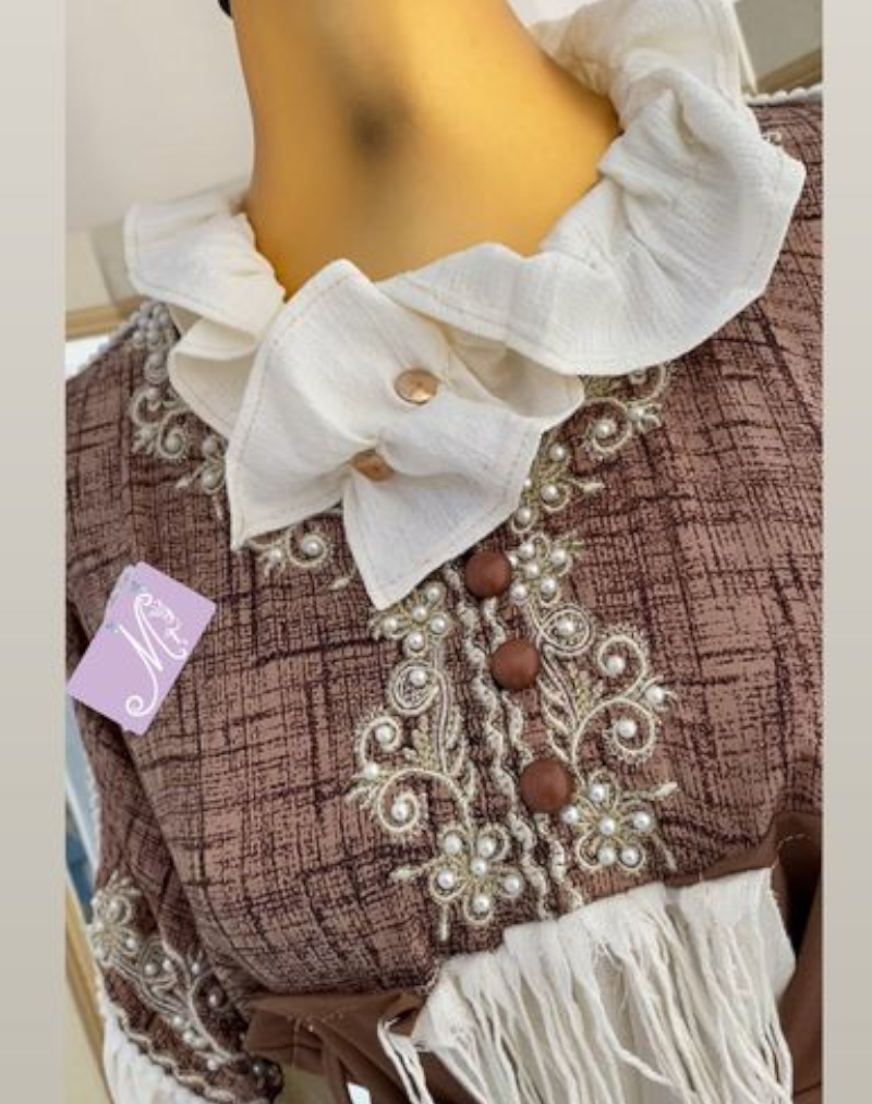 Elegantes baunes Kleid – Bild 3
